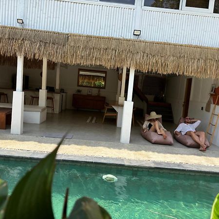 Villa Tiga Gili Air Exterior photo